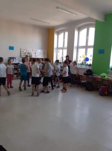 DZIEŃ KOBIET W CZERWONEJ SZKOLE_10