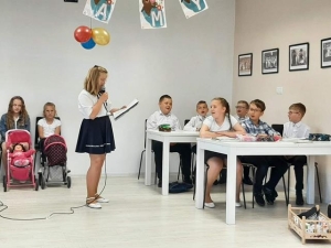 DZIEŃ MAMY W KLASIE III_17