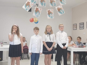 DZIEŃ MAMY W KLASIE III_18