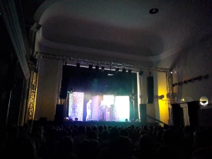 Klasy I i II na kolejnym przedstawieniu w Lesznie_2