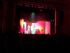 Klasy I i II na kolejnym przedstawieniu w Lesznie_6