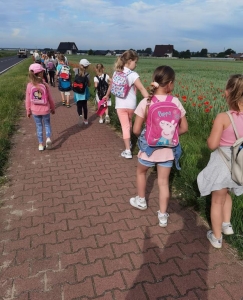Piesza wycieczka klas I-III_17
