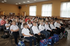Rozpoczęcie Roku Szkolnego 2019/20 i Pasowanie 1 klasy_5
