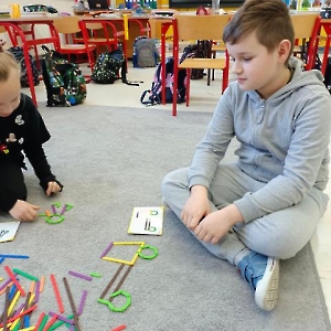 Swobodne zabawy z zestawem geostix_4